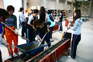 建築学科3年生 建築材料実験