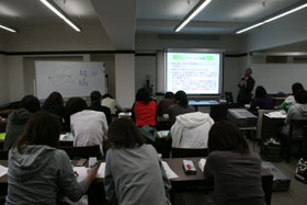 建築学科2年生の1週間:木曜日:建築法規I