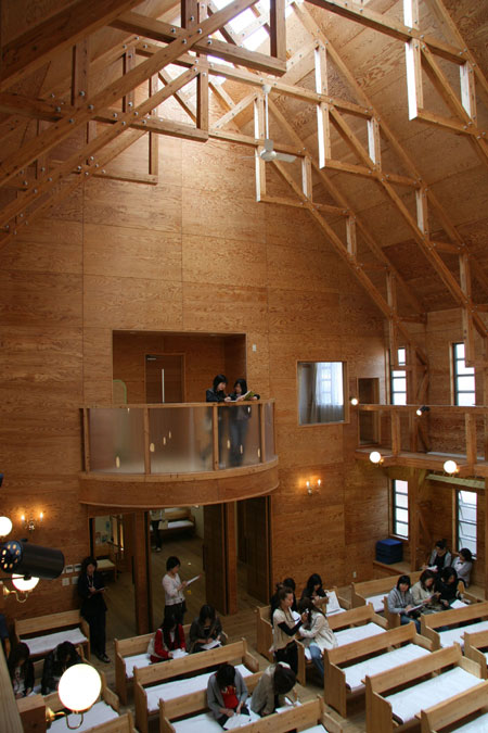 建築学科2年生フィールドワーク:2007年4月14日(土)芦屋教会