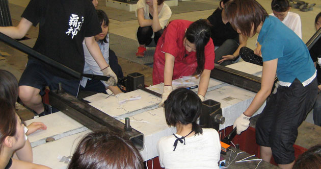 建築学科3年生 建築材料実験