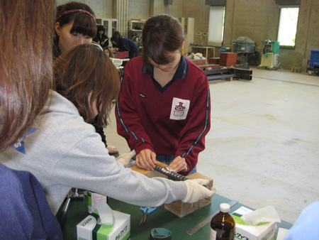 建築学科3年生 建築材料実験