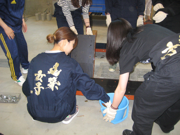 建築学科3年生 建築材料実験