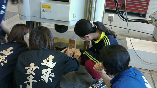 建築学科3年生 建築材料実験