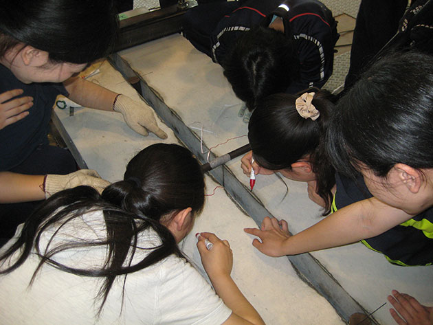 建築学科3年生 建築材料実験