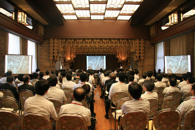 Belca 公益社団法人 ロングライフビル推進協会 講演会 ロングライフビルの秘訣 第1回 2010年9月16日 木 14 00 18 00 会場 武庫川女子大学甲子園会館 入場無料 事前申込制 定員150名